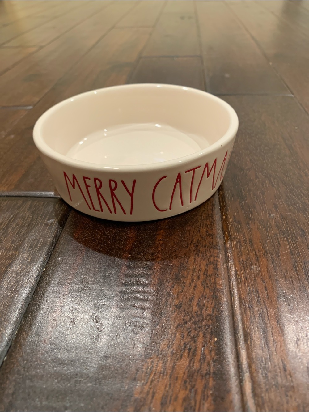 Rae Dunn White Ceramic Cat Bowl with Red Lettering MERRY CATMUS